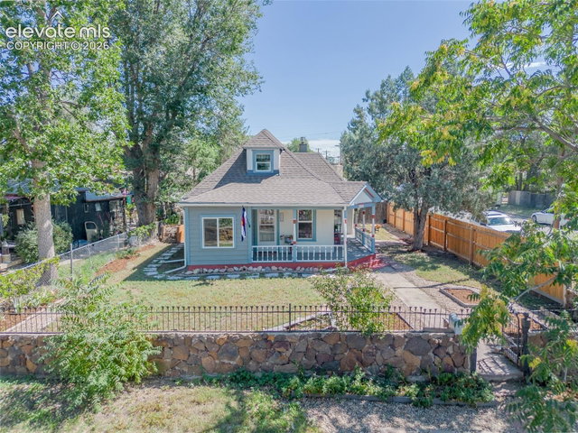 2701 Wood Avenue — listing photo