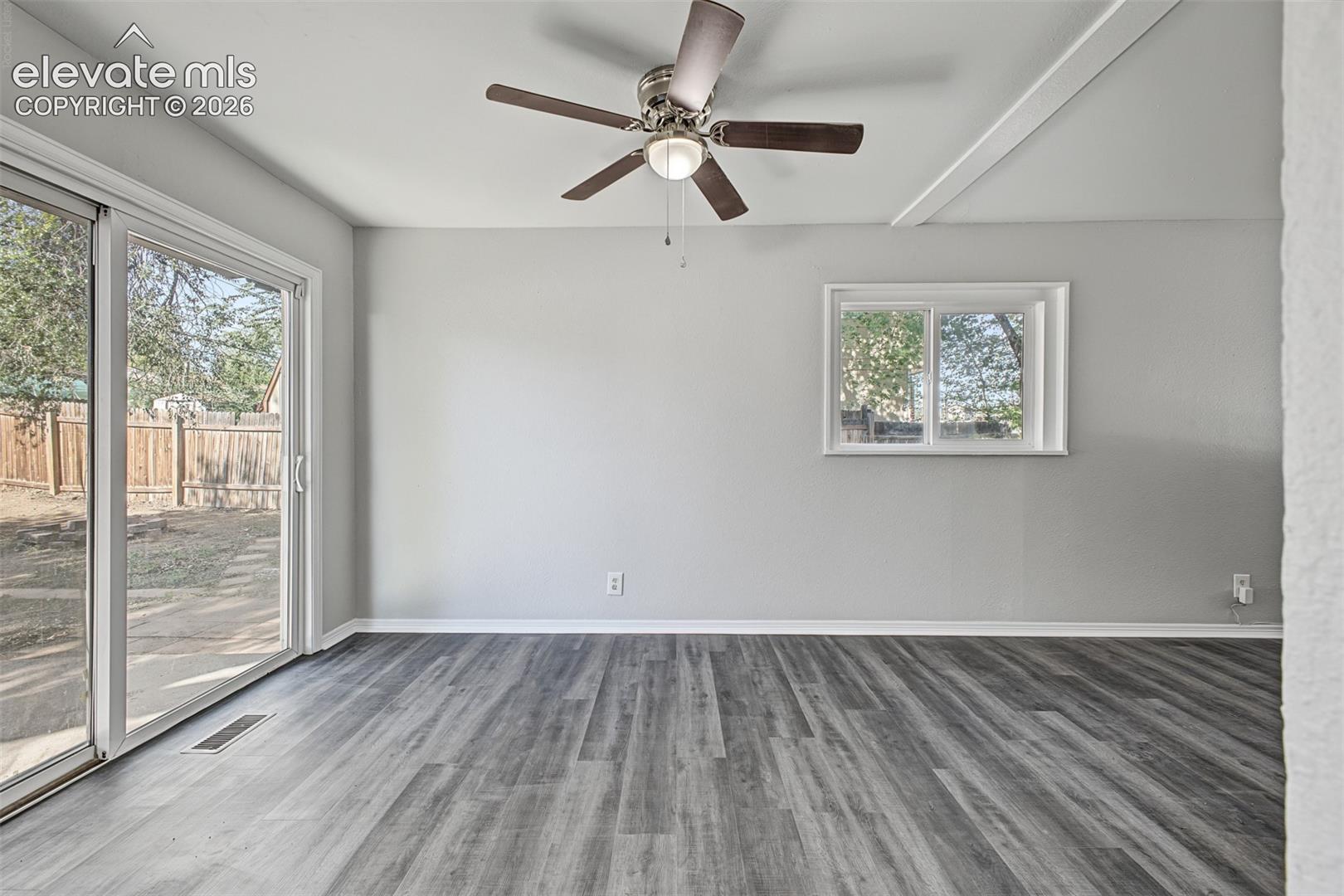 Listing photo 11 for 1612 Widefield Drive