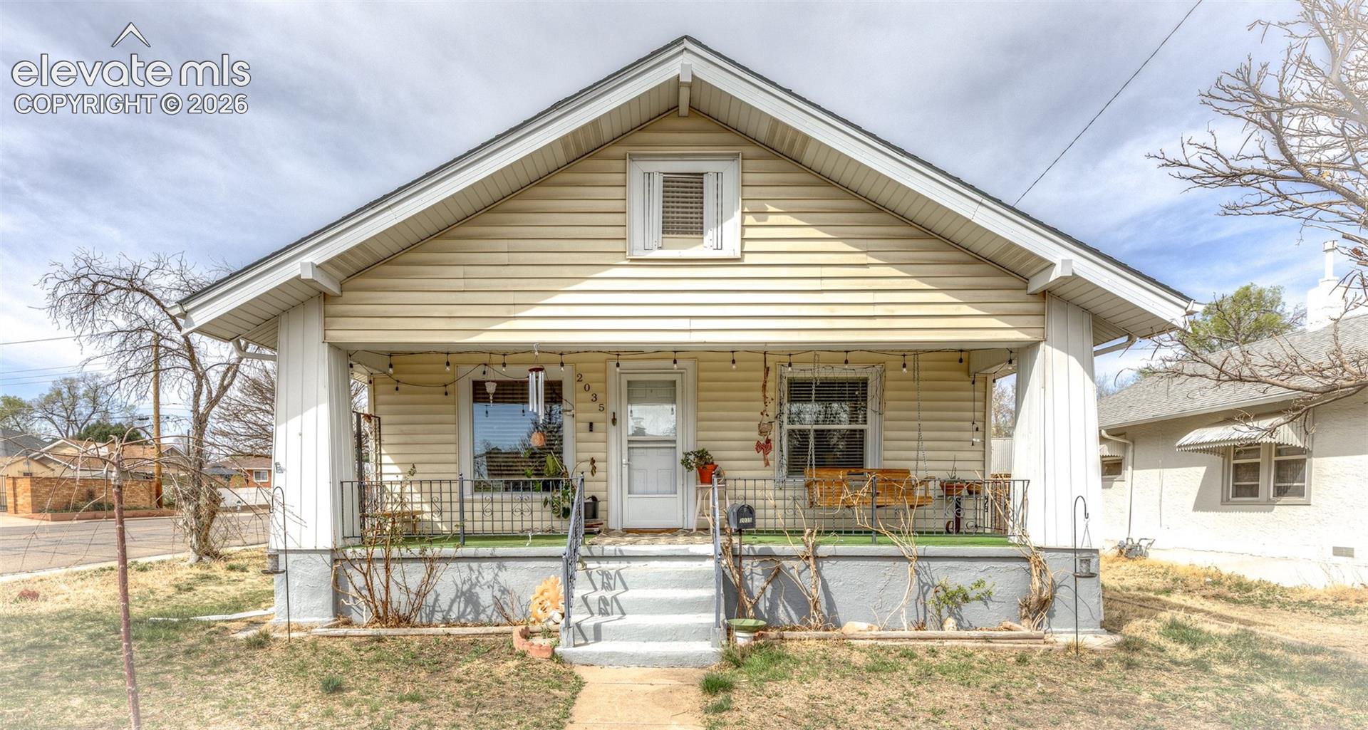 2035 Pine Street — listing photo