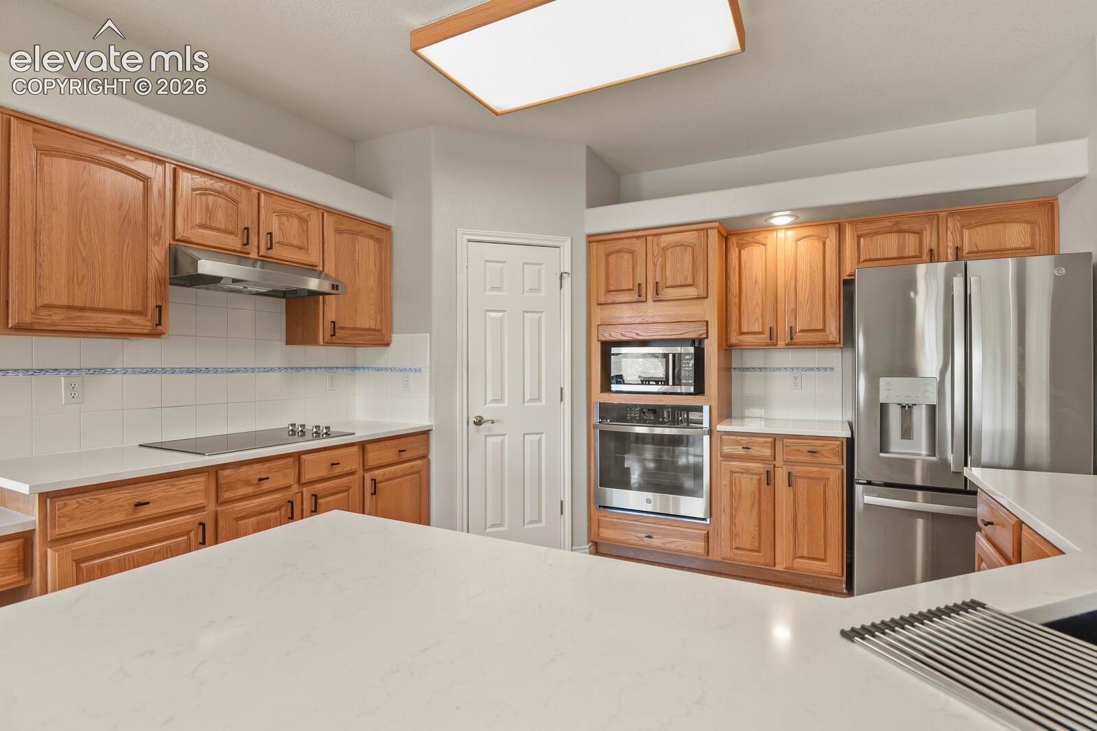 Listing photo 16 for 1355 Almagre Peak Drive