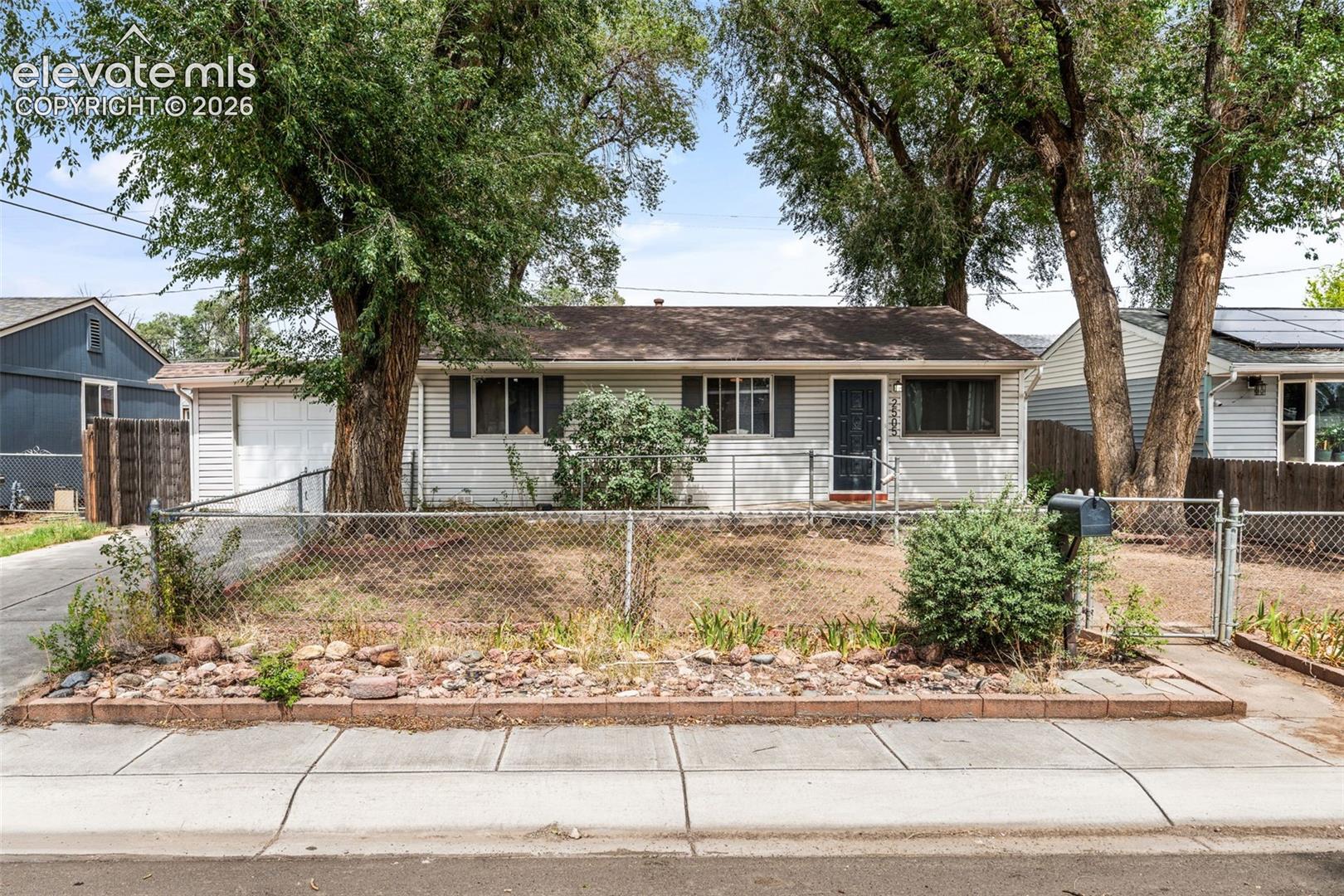 2505 Frontier Drive — listing photo