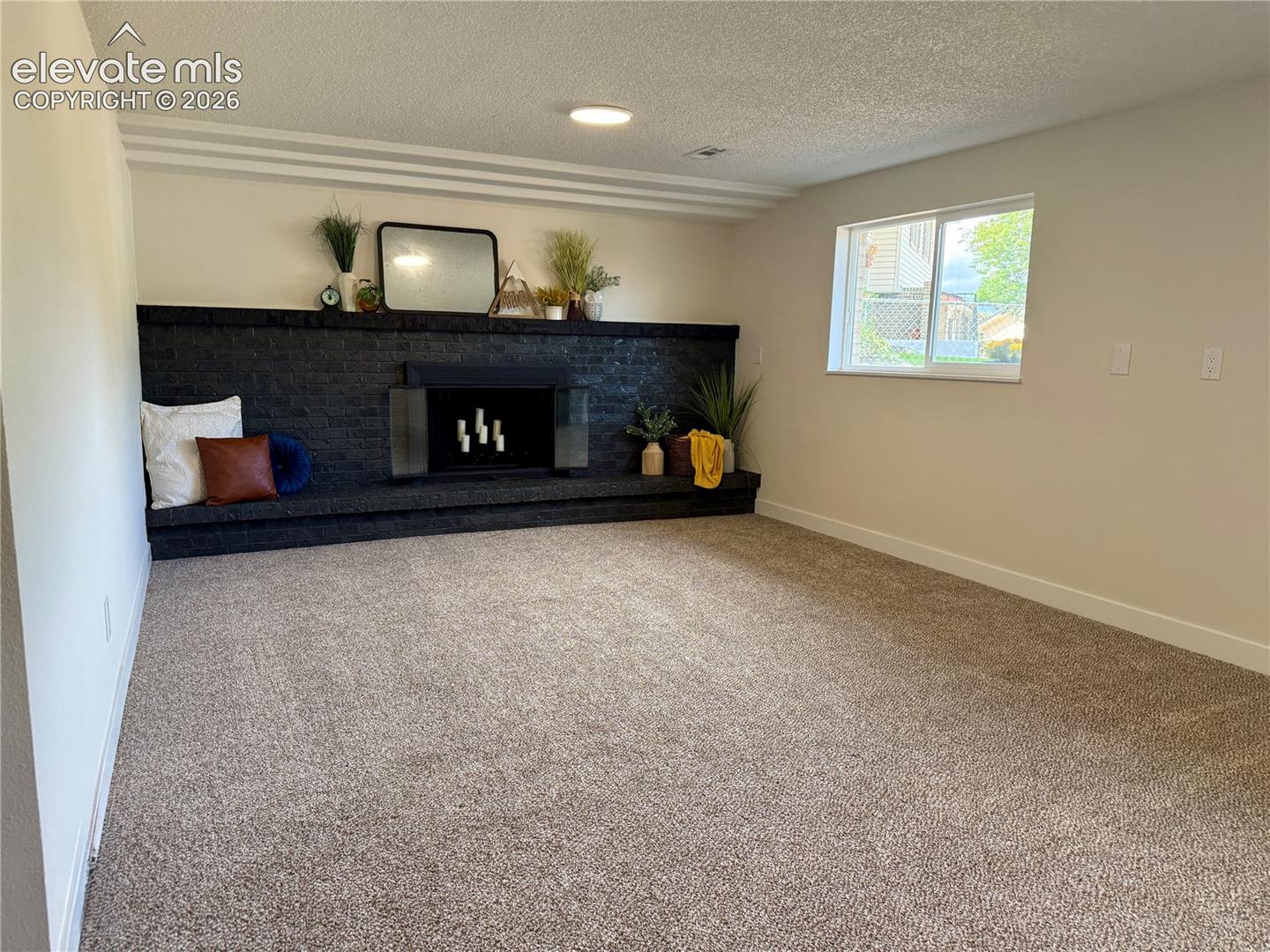 Listing photo 20 for 7055 Goldsmith Circle