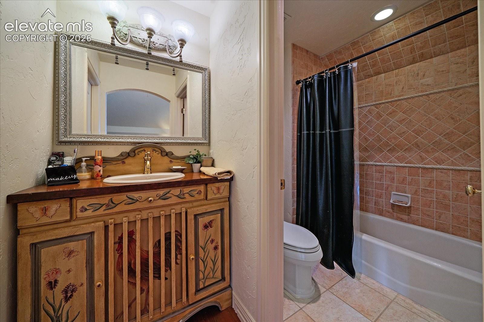Listing photo 29 for 1175 Castle Pointe Drive