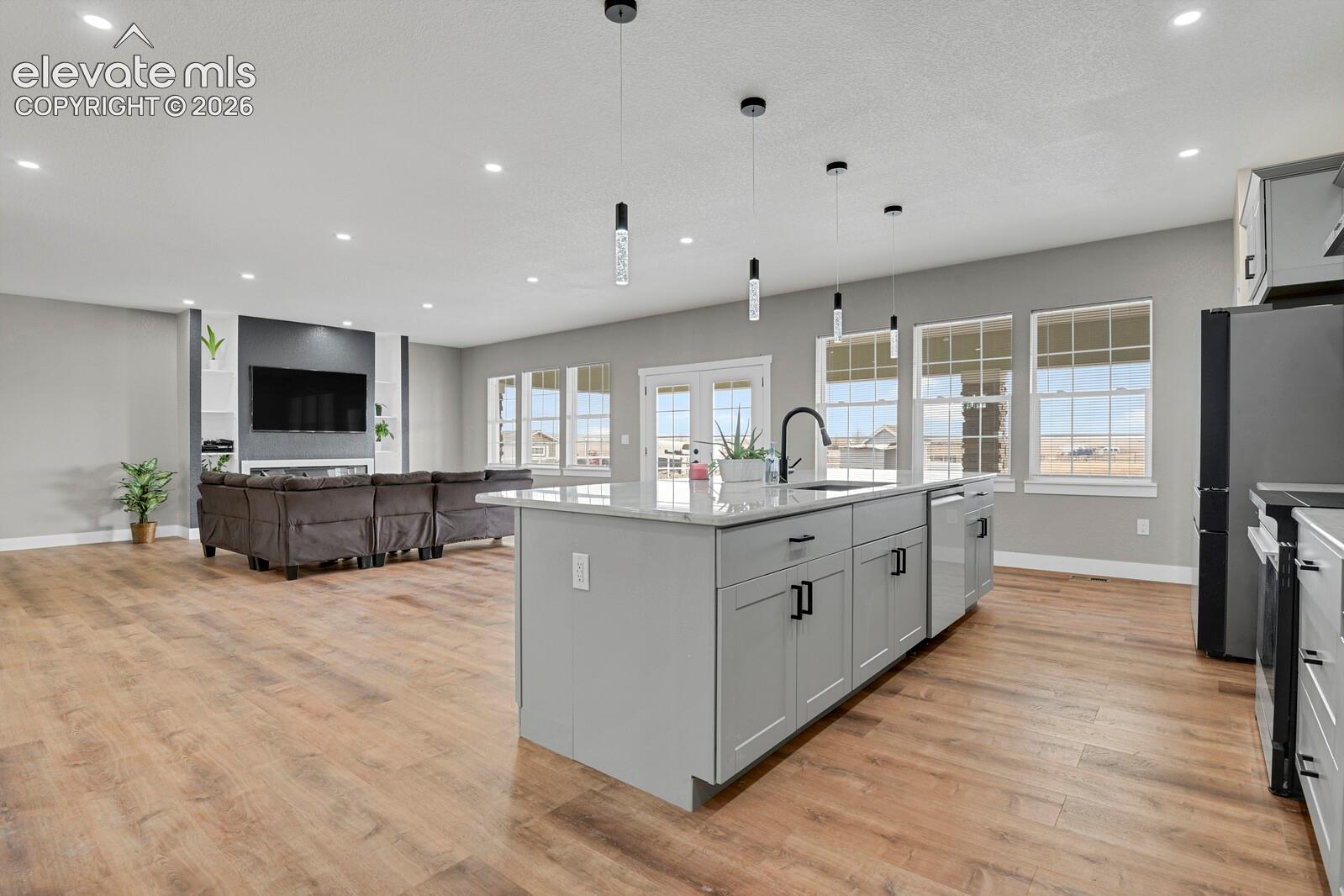 Listing photo 20 for 2015 N Ellicott Highway