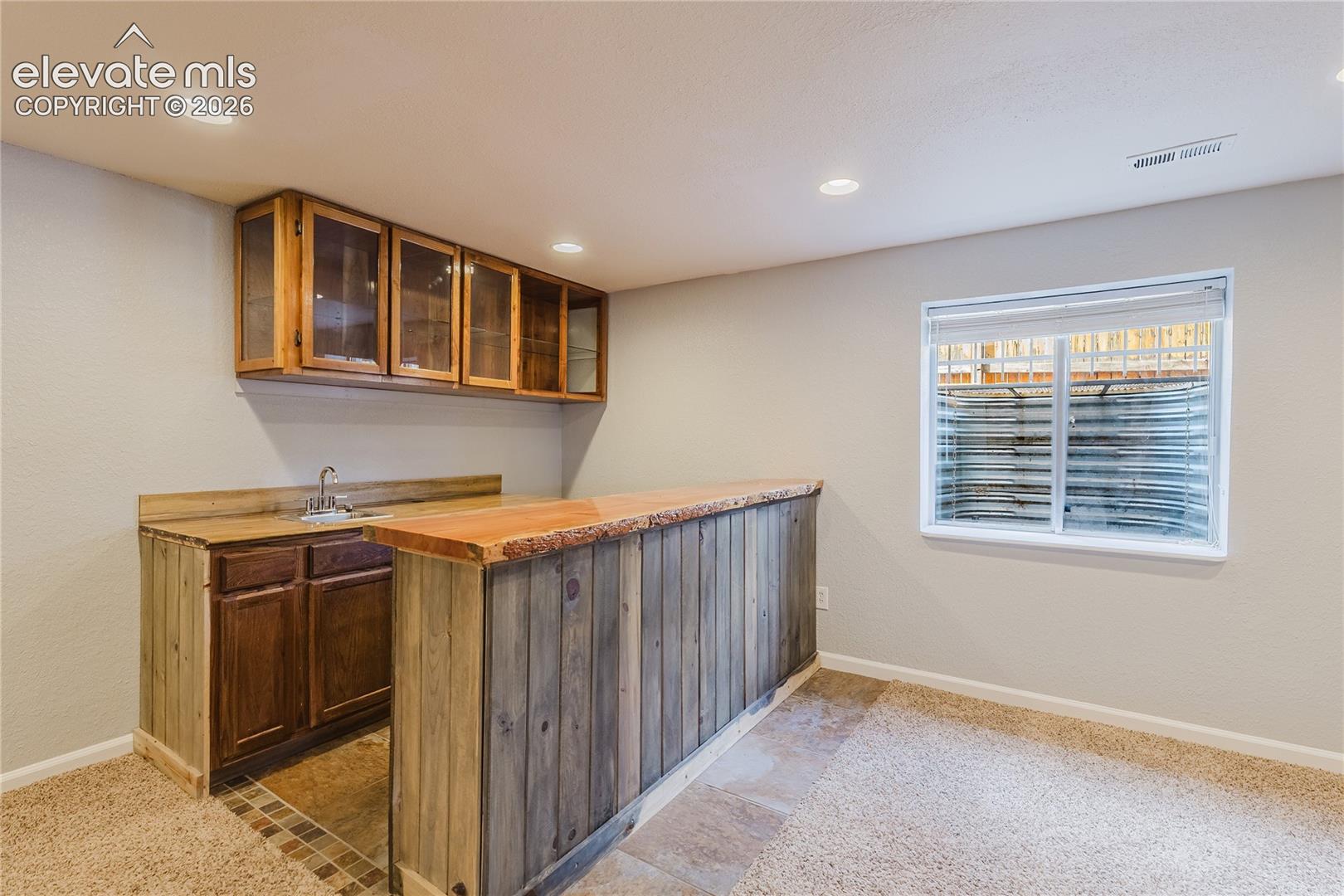 Listing photo 16 for 4860 Seton Place