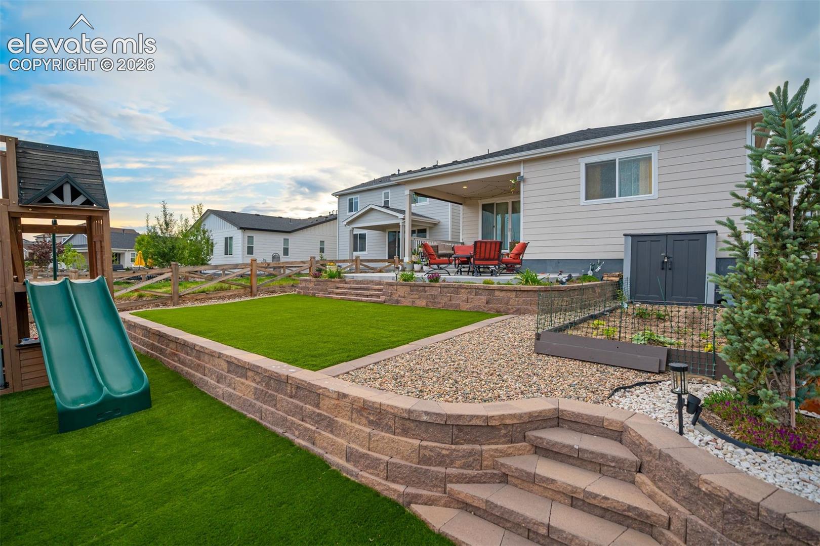 5689 Mammoth Lane, photo 39