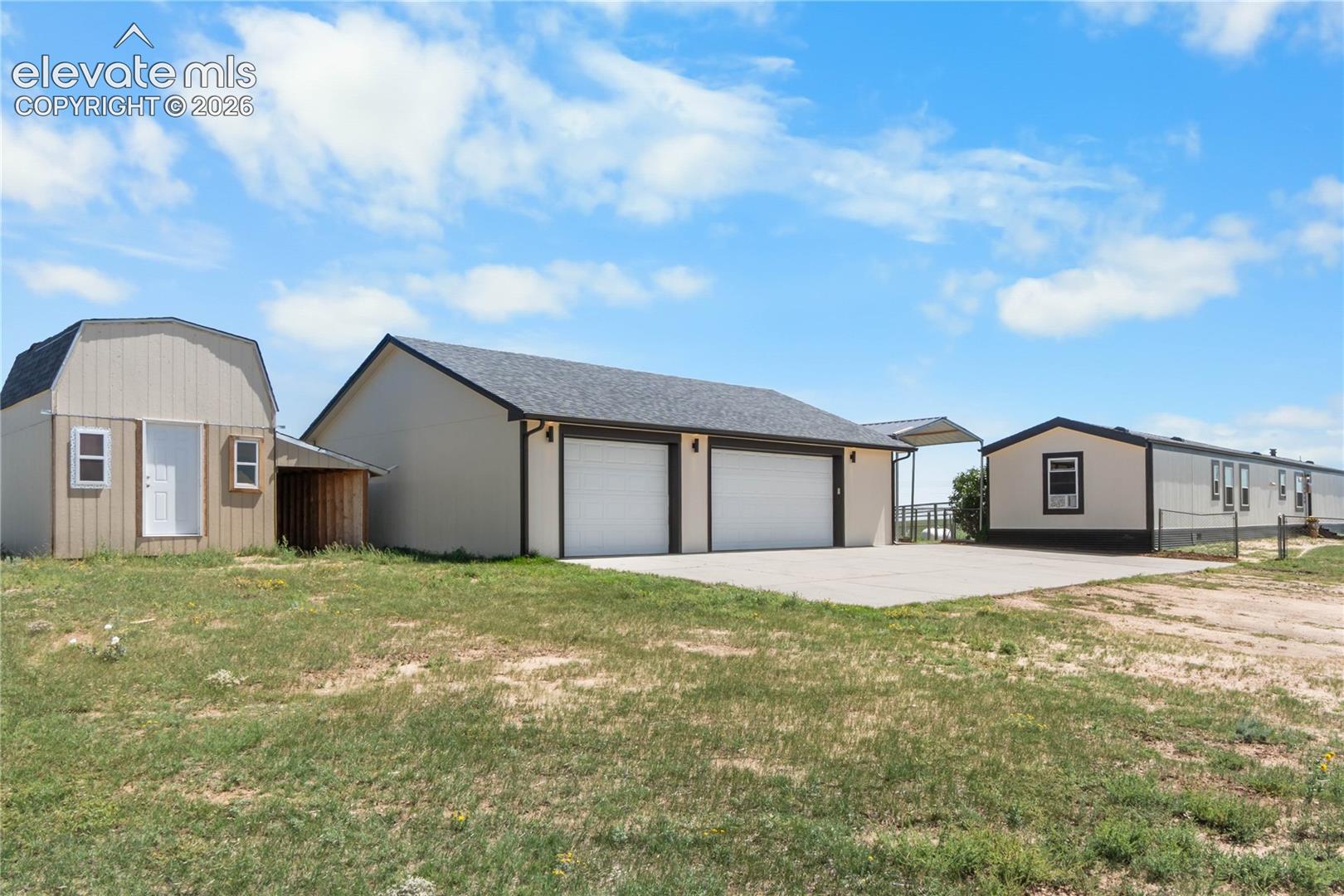 Listing photo 5 for 29950 Big Springs Road