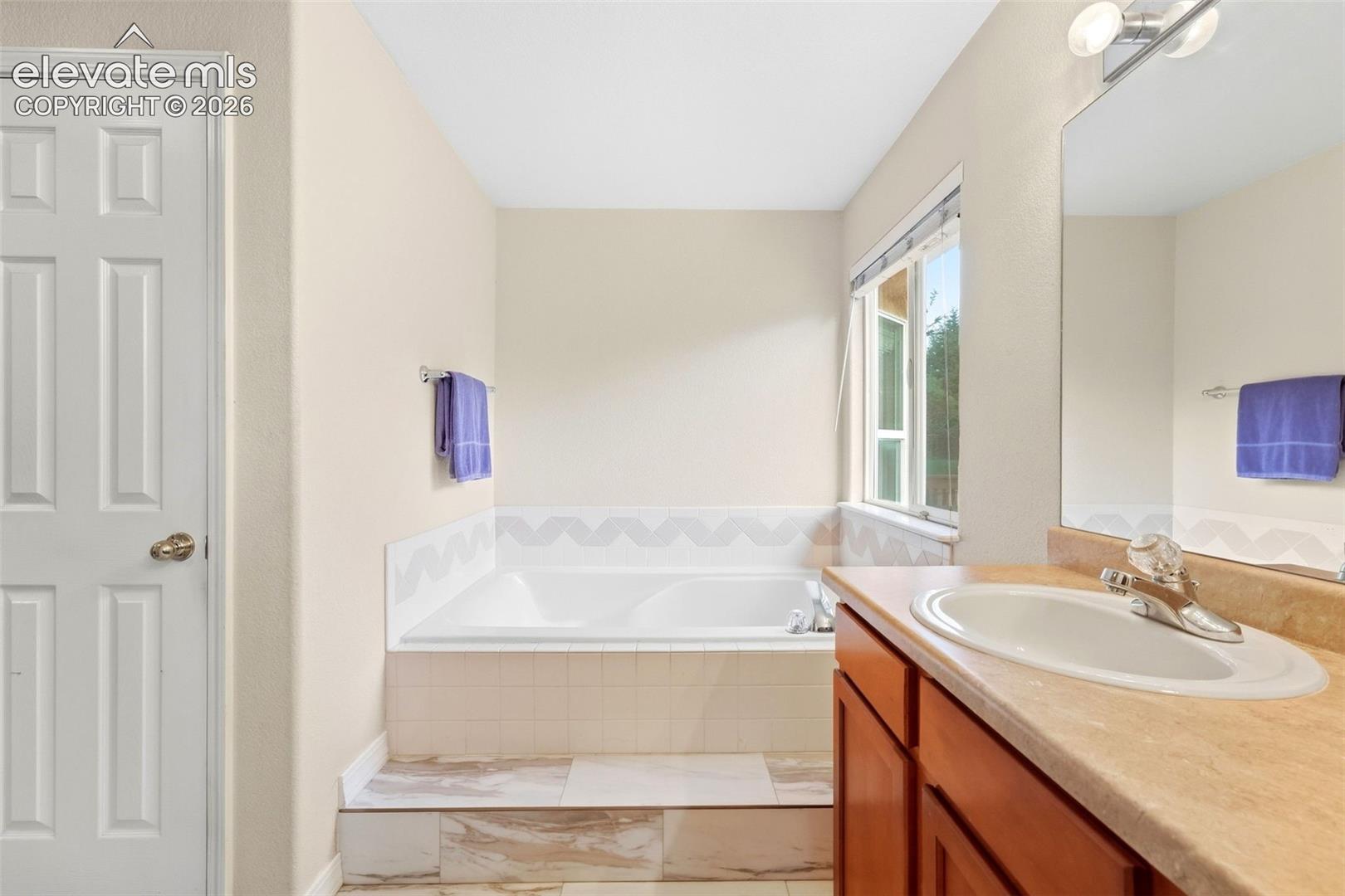 Listing photo 21 for 1167 Hill Mesa Court