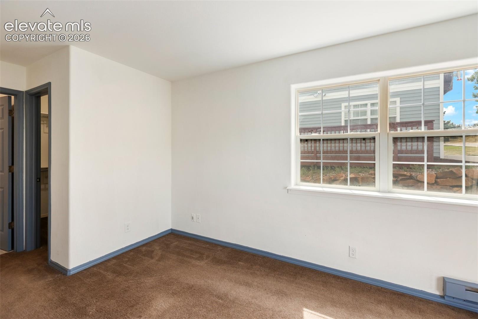 Listing photo 13 for 120 WHALEN Avenue 25 BLDG 1