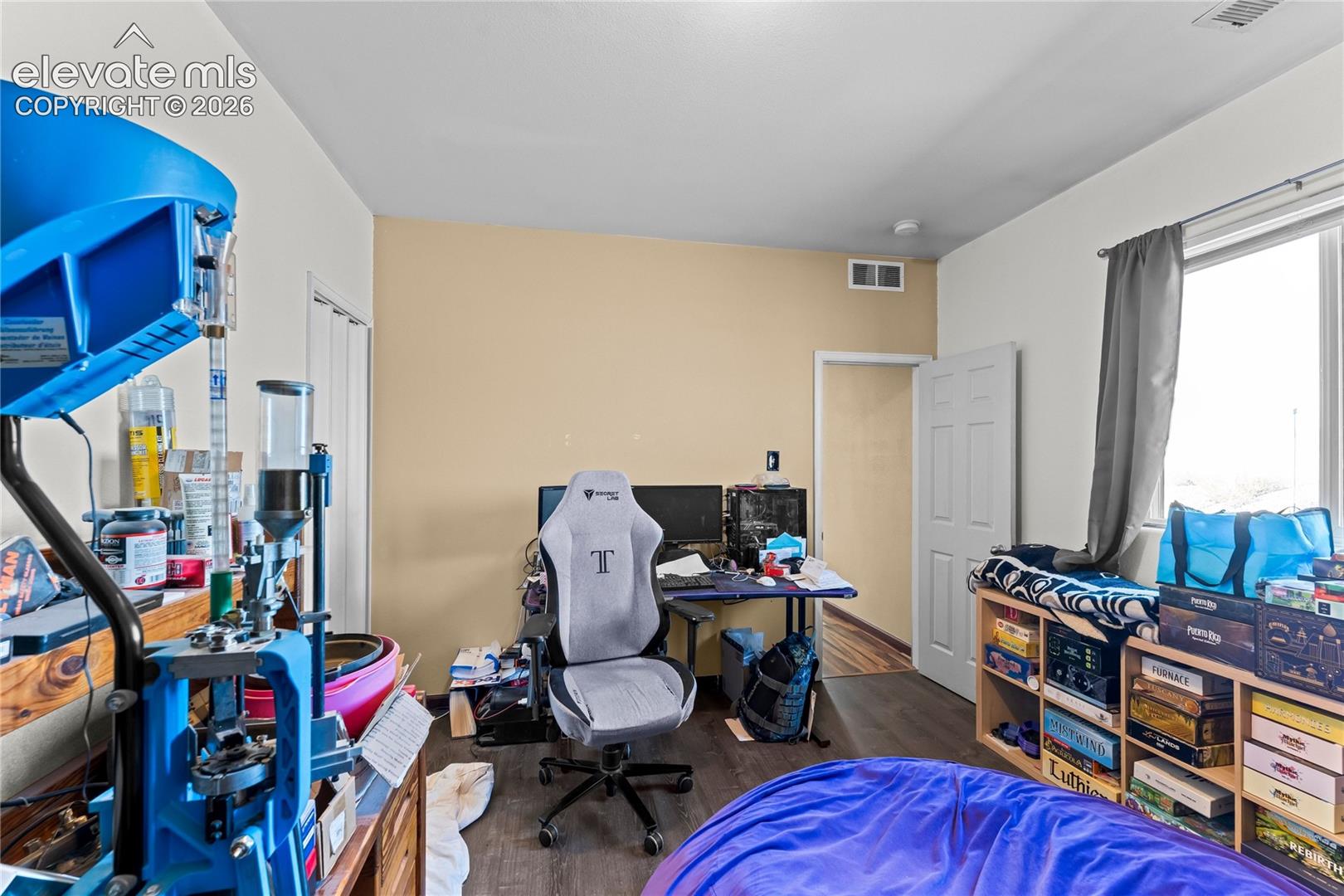 Listing photo 12 for 5733 Pronghorn Road