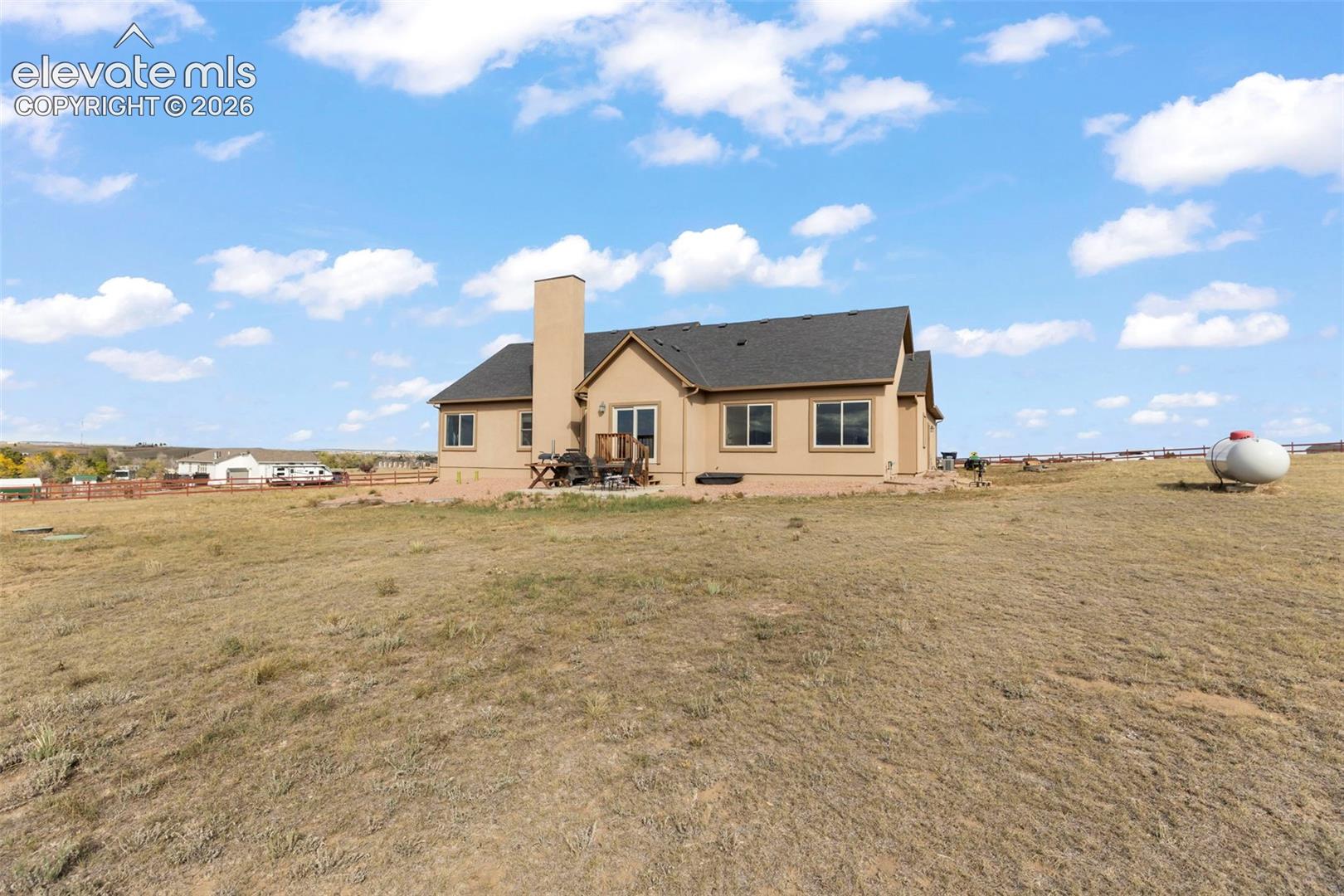 Listing photo 27 for 3140 Hoofprint Road