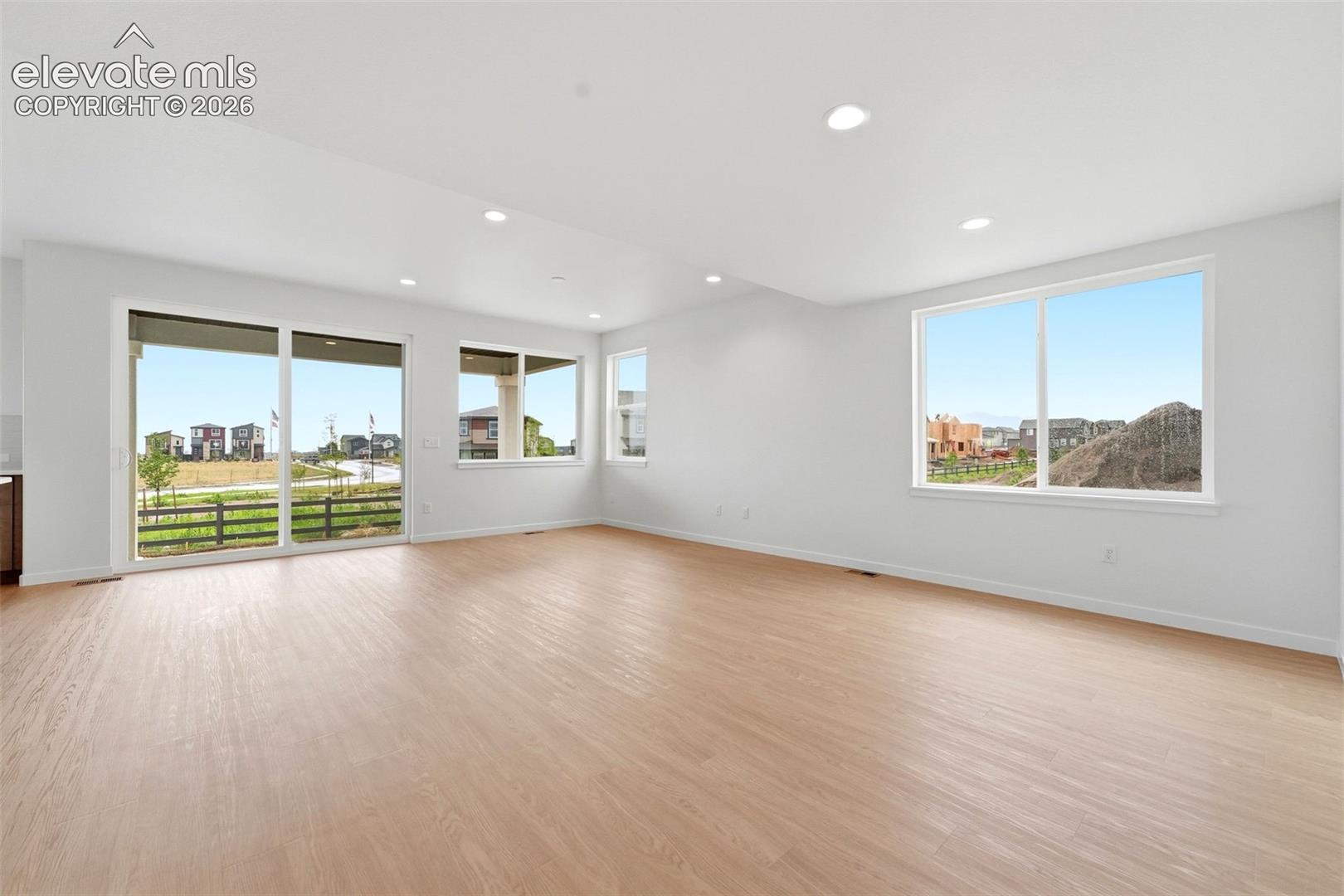 Listing photo 7 for 9283 Old Divide Drive