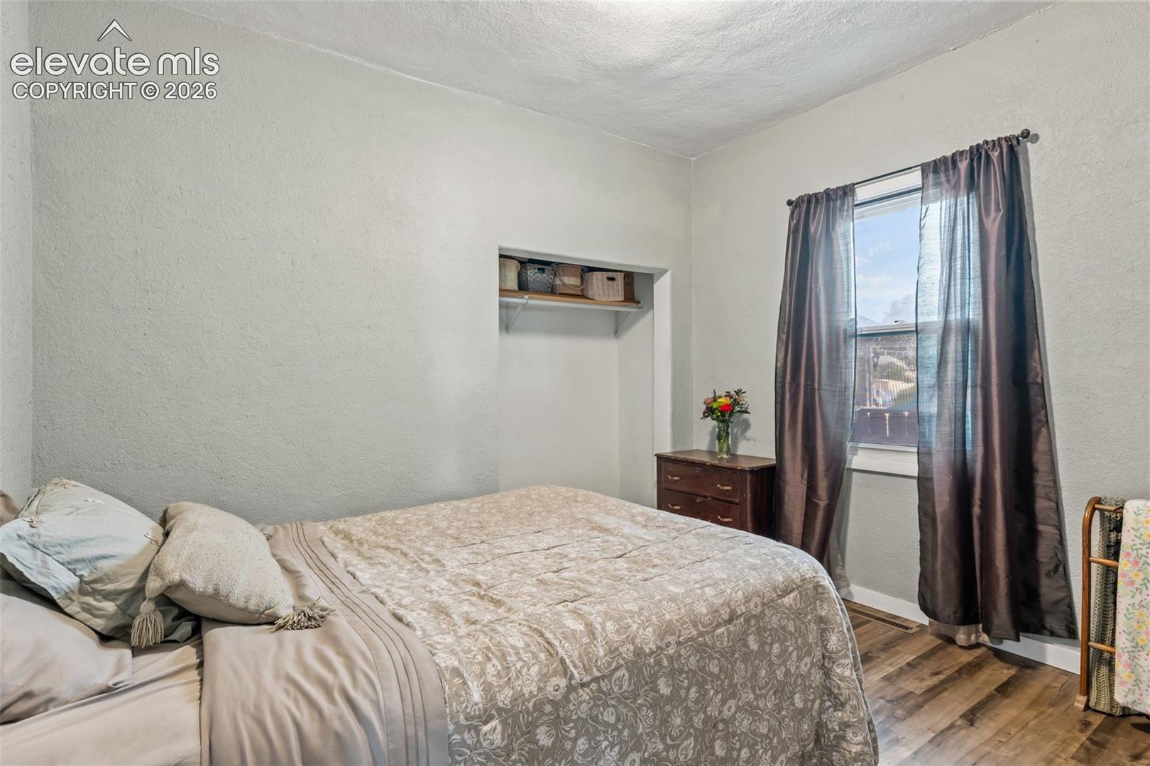 Listing photo 22 for 1726 E Evans Avenue
