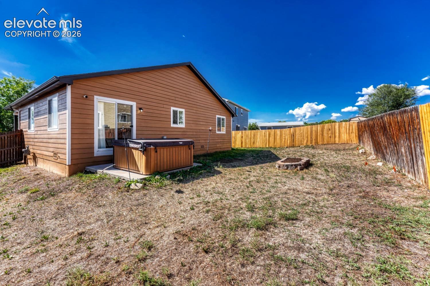 Listing photo 29 for 1120 Lords Hill Drive