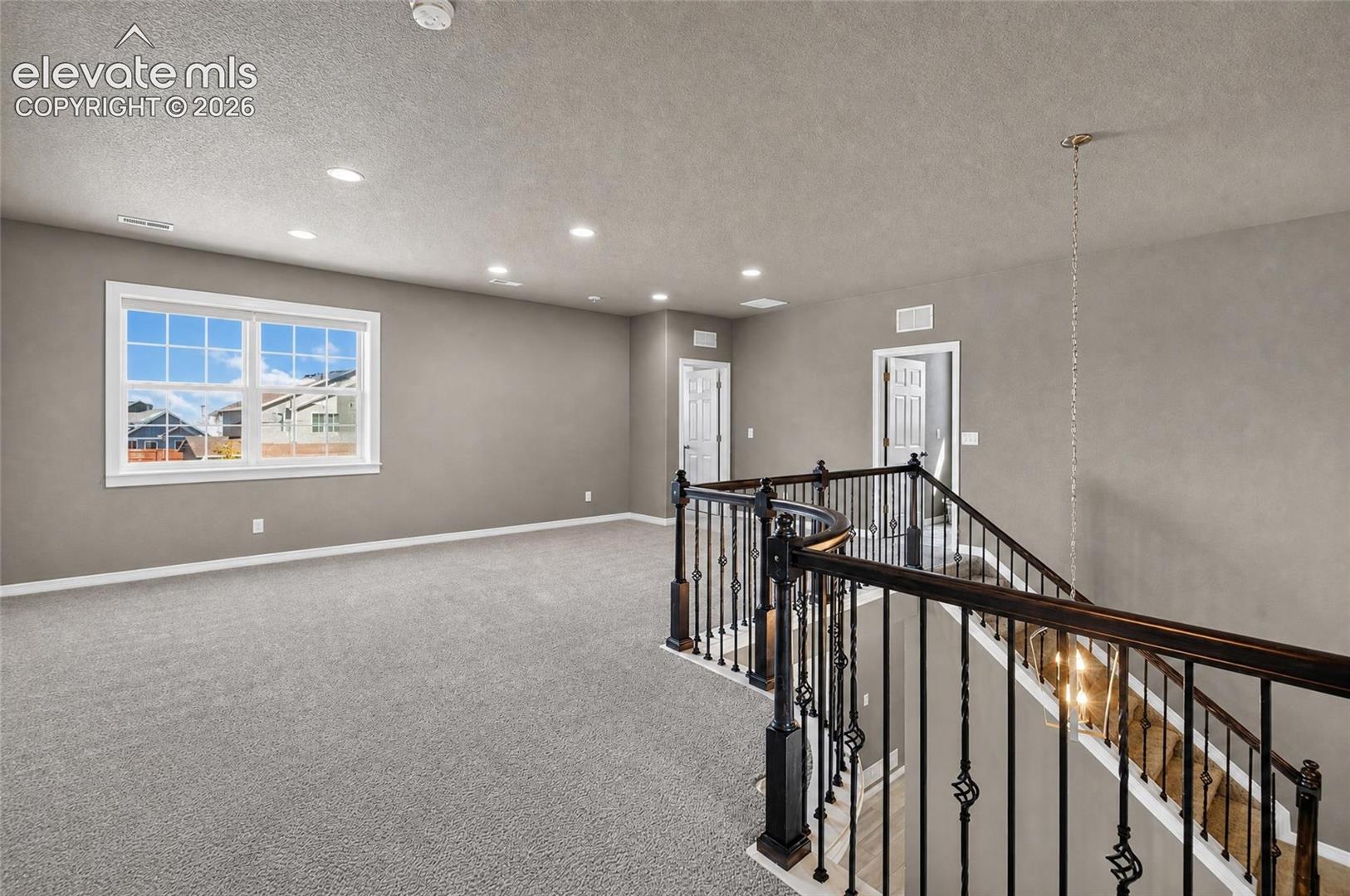 Listing photo 13 for 9622 Fairway Glen Drive
