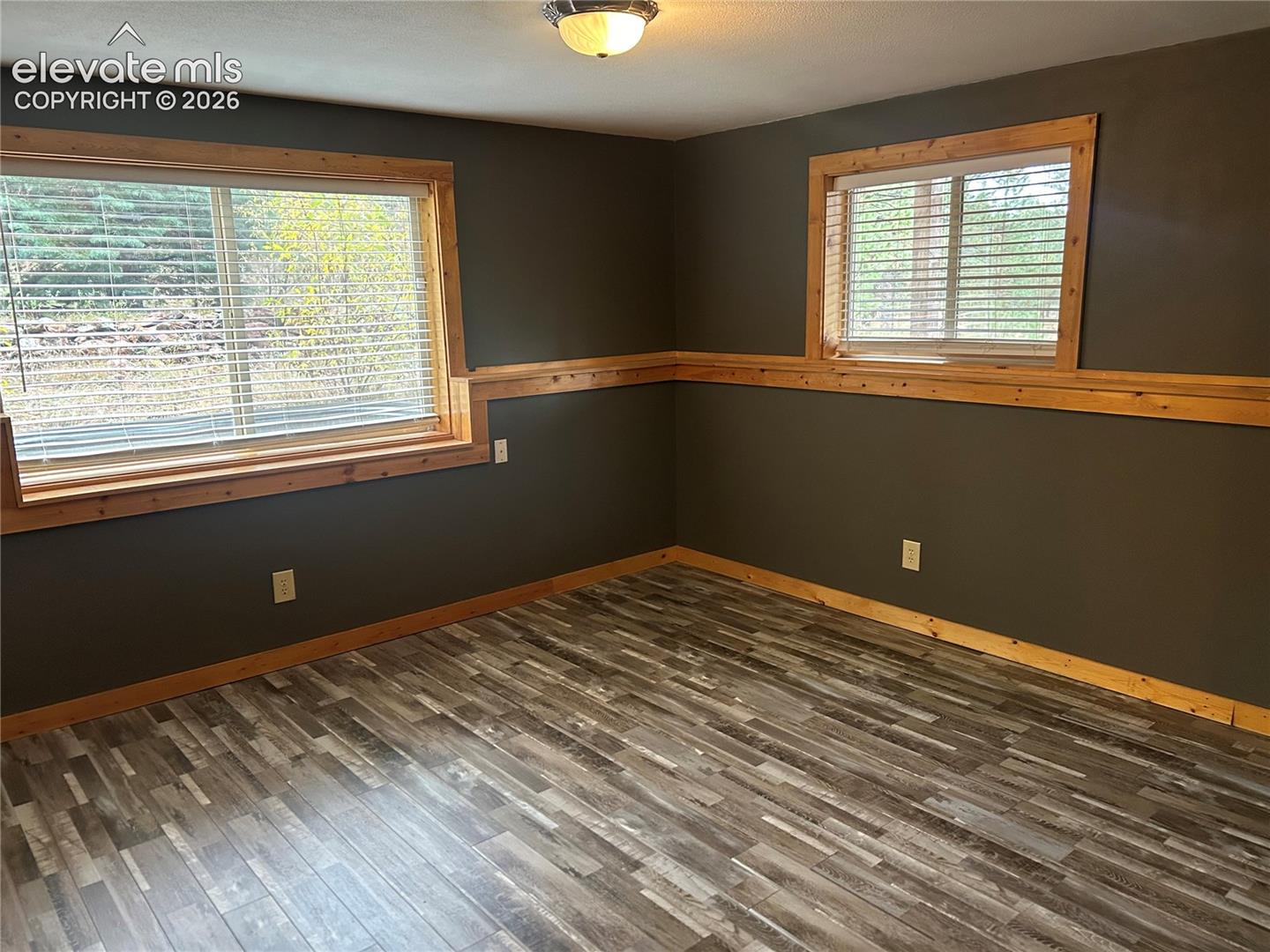 Listing photo 16 for 14515 Columbine Circle