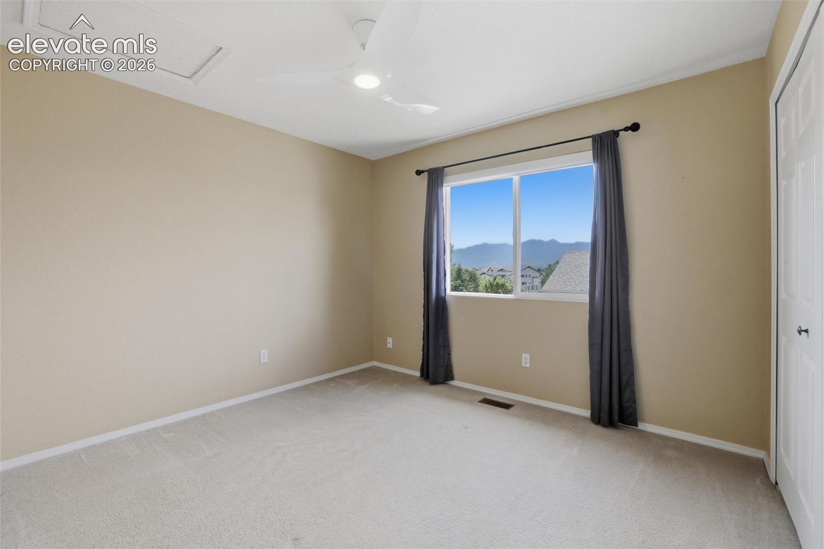 1353 Lookout Springs Drive, photo 33