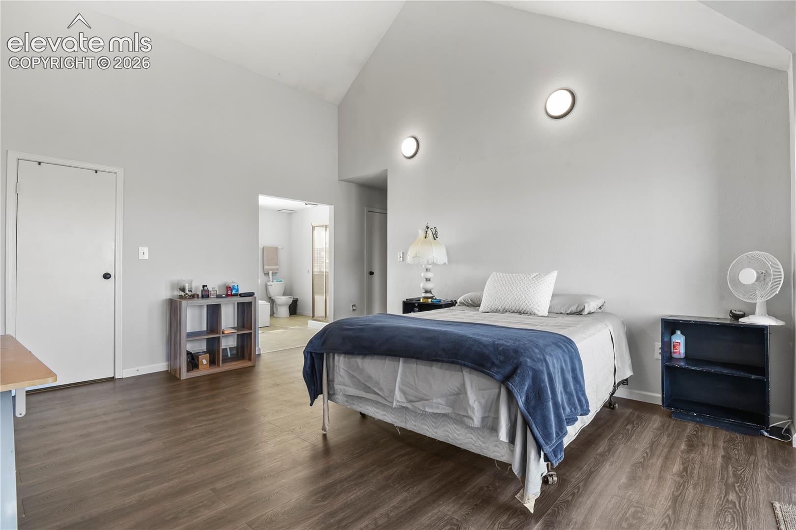 Listing photo 13 for 13550 Whistling Hills Lane