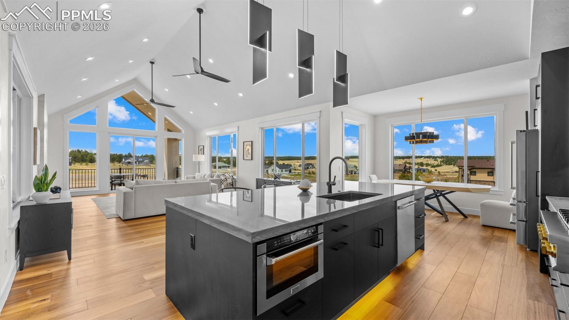 Listing photo 16 for 11619 Rambling Road