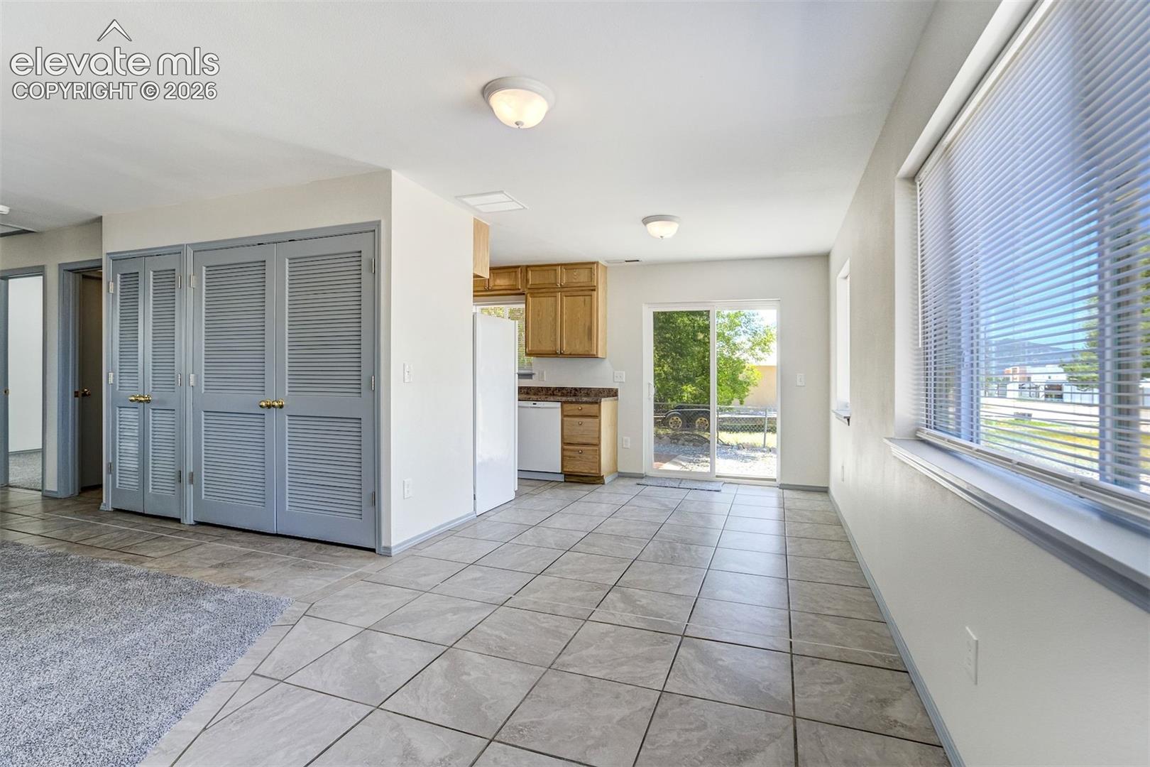 3025 Grandview Street, photo 4
