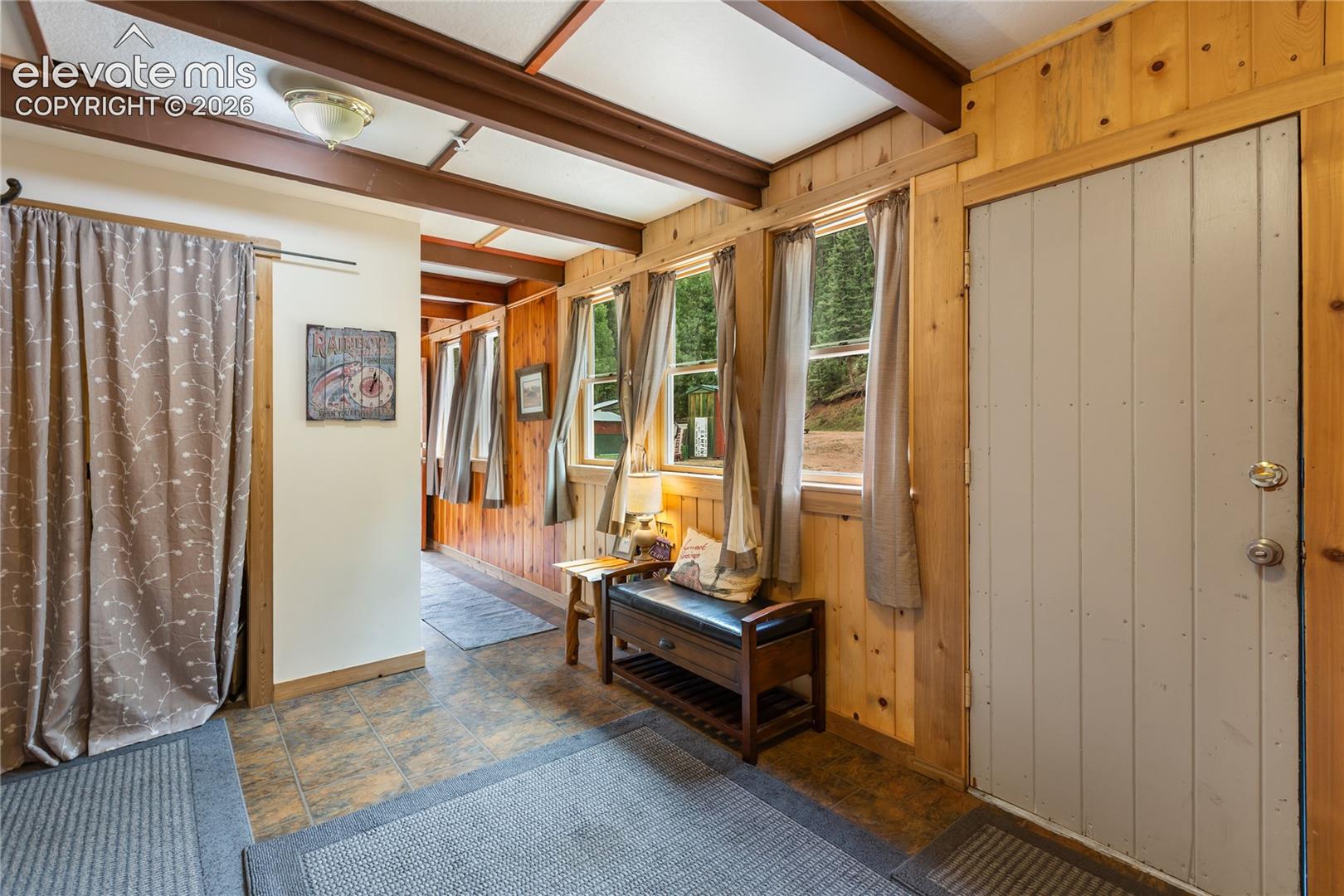 Listing photo 17 for 3912 Trout Creek Road