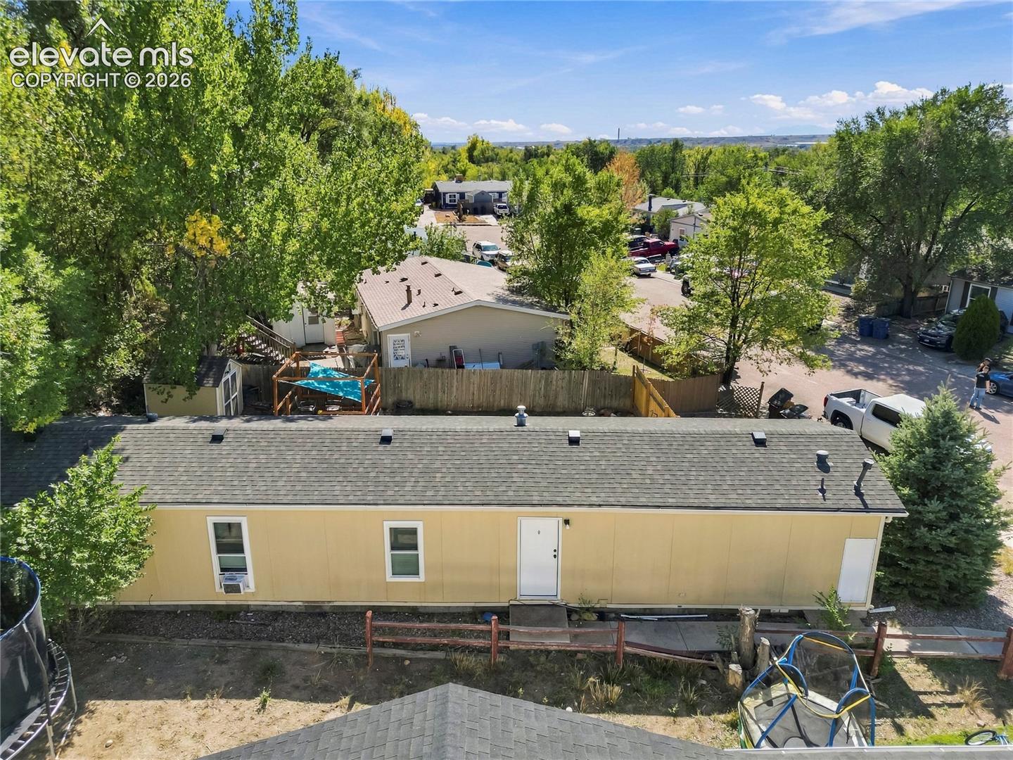 Listing photo 2 for 114 Mojave Way