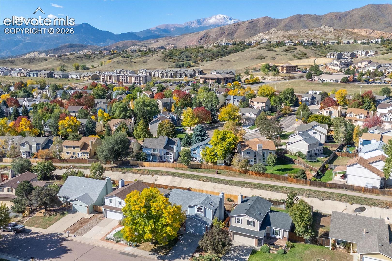 Listing photo 42 for 5870 Pemberton Way