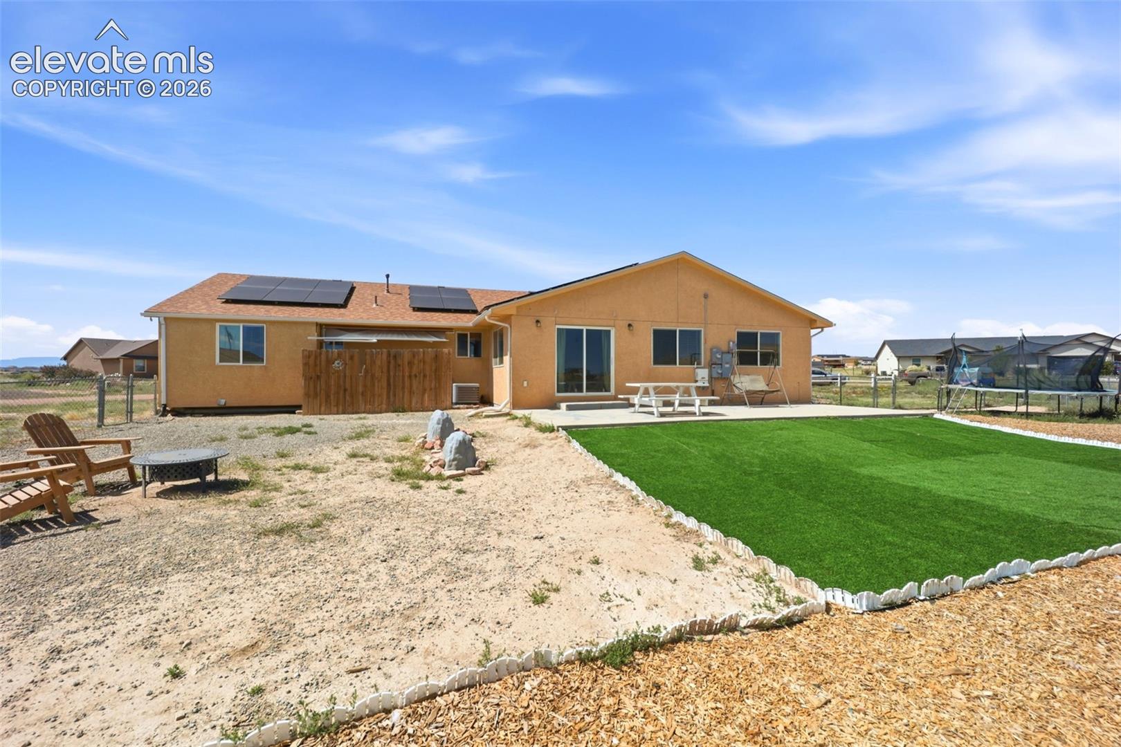 Listing photo 34 for 1218 E Onizuka Lane