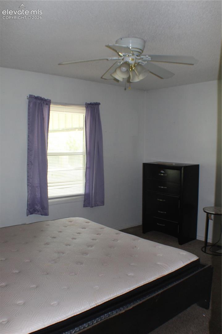 Listing photo 8 for 321 W Birdie Drive