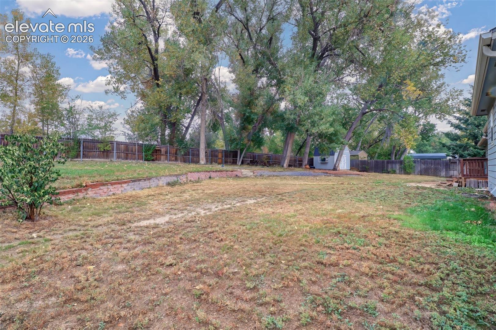 Listing photo 34 for 9650 Dutch Elm Drive