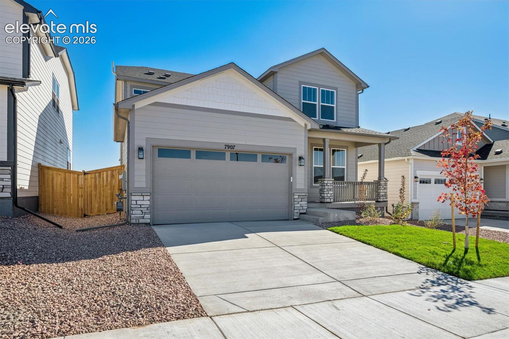Listing photo 2 for 7907 Grey Bark Way