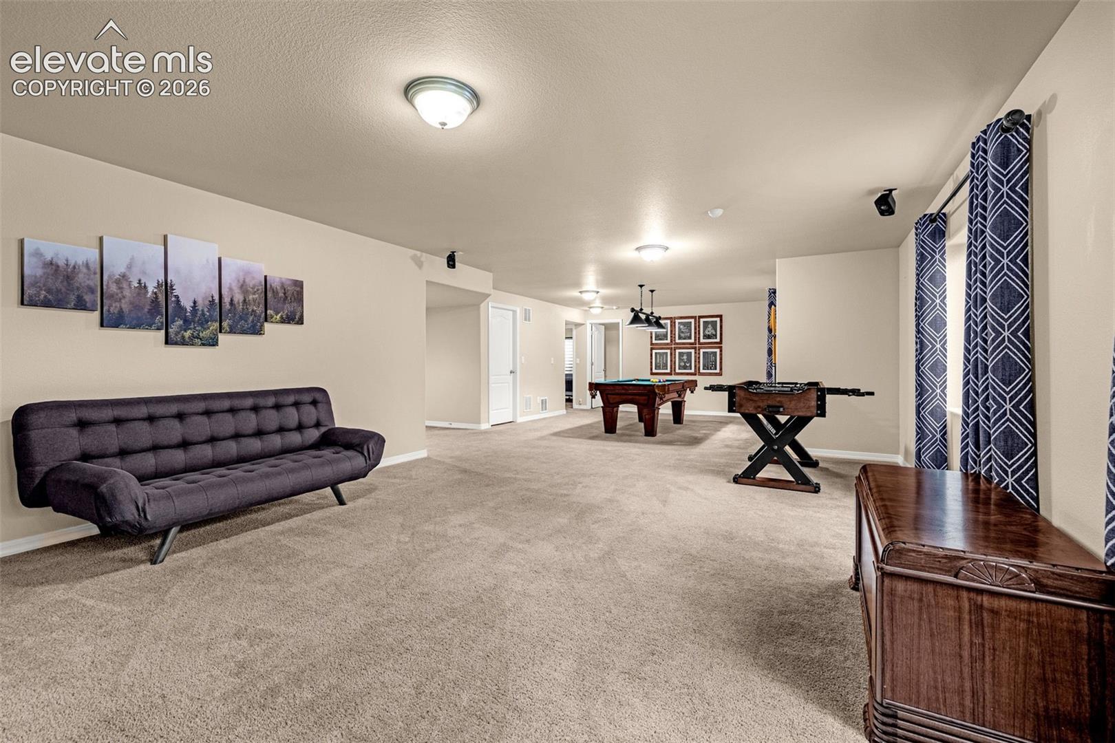 Listing photo 32 for 10638 Mt Emerald Drive