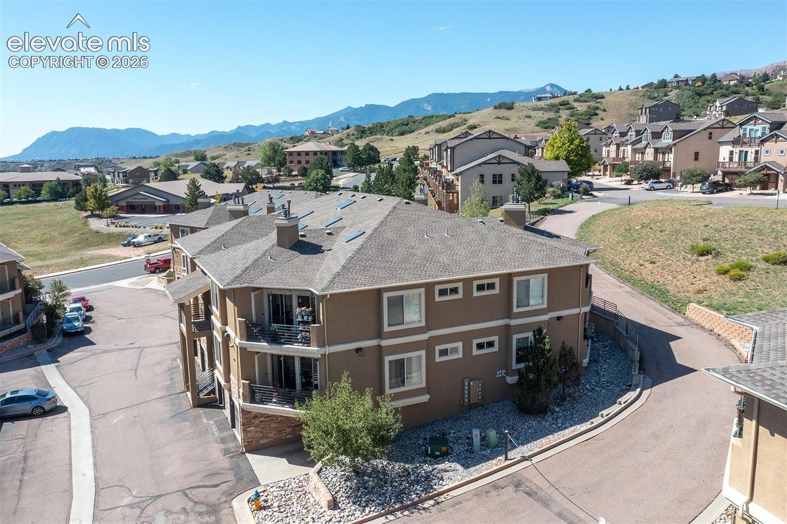 Listing photo 28 for 2085 Montura View 102