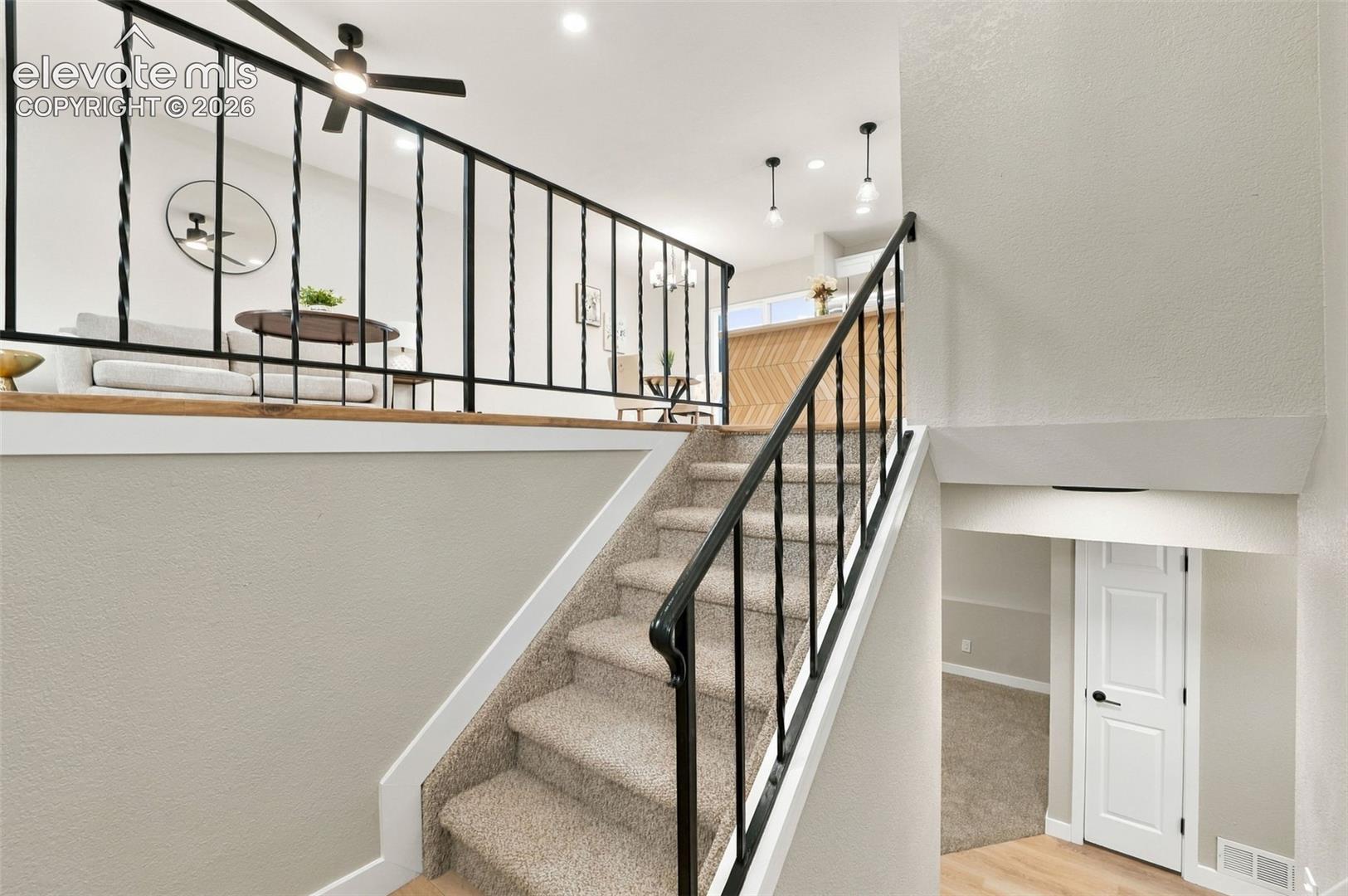 Listing photo 8 for 1144 Kachina Drive