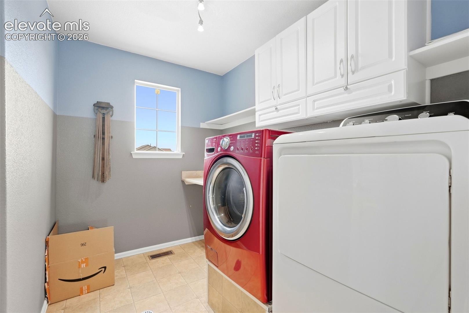 Listing photo 26 for 8931 Oakmont Road