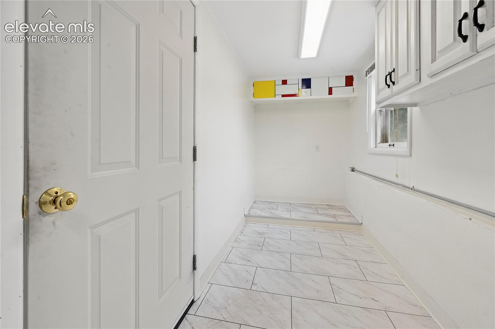 Listing photo 36 for 801 Westacres Avenue