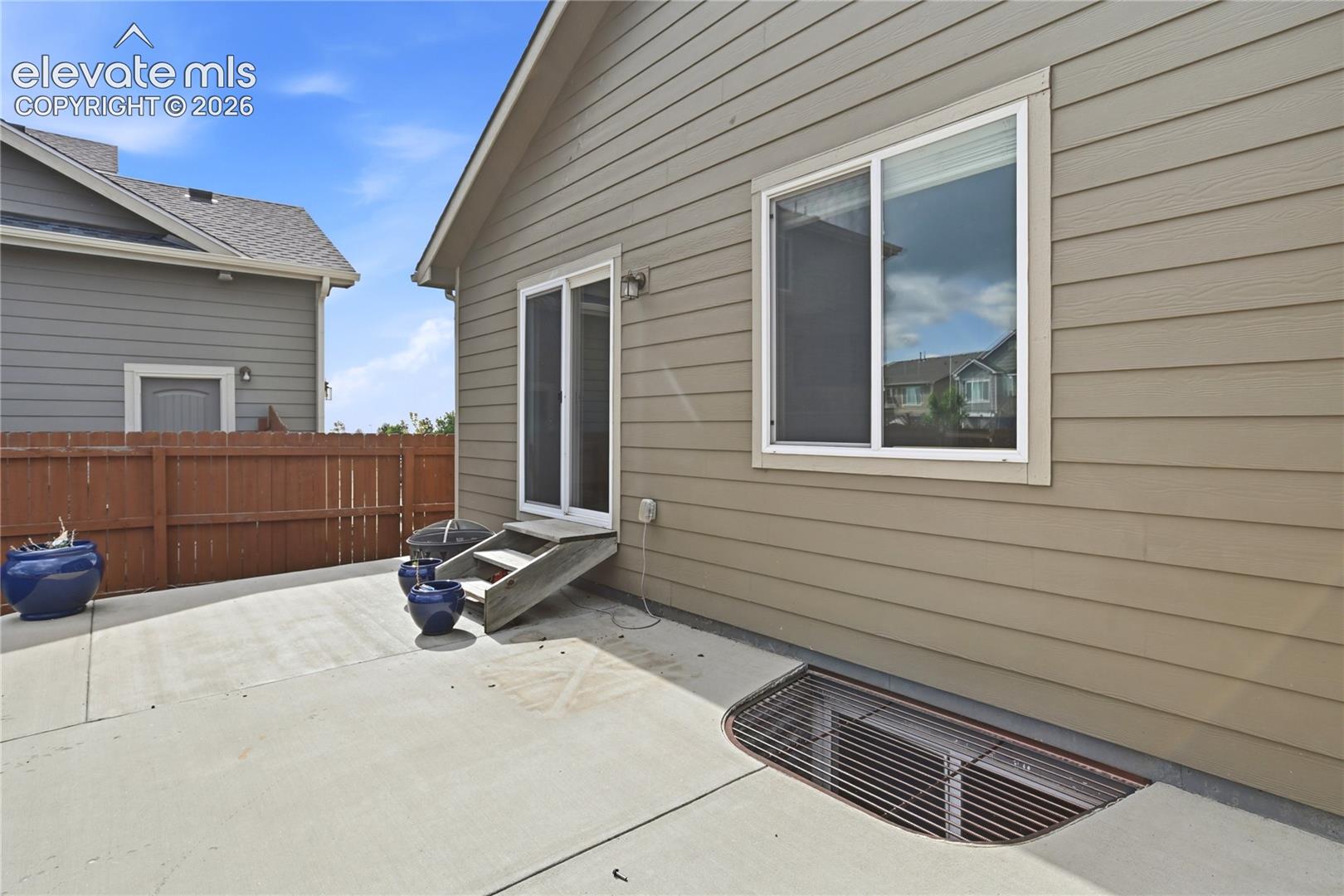 Listing photo 29 for 9437 Beryl Drive