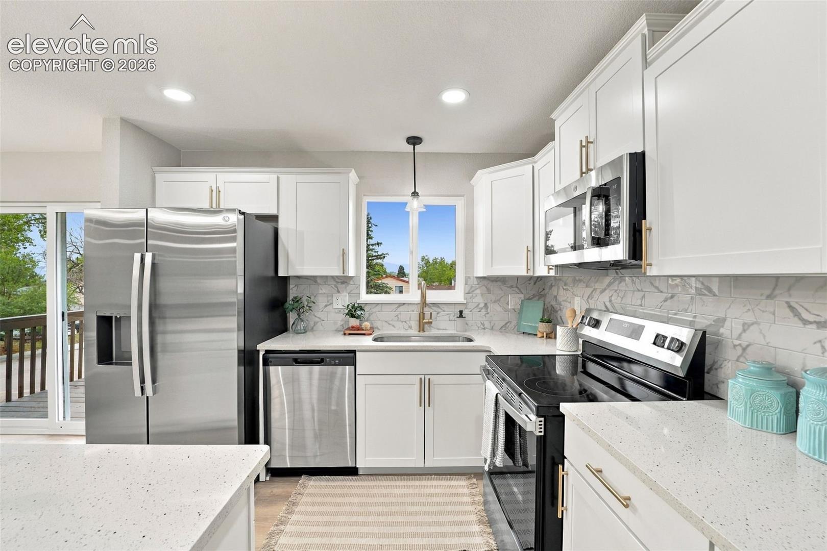 Listing photo 20 for 1144 Kachina Drive