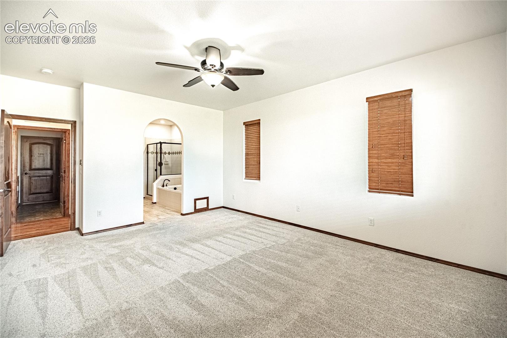 Listing photo 19 for 11824 Black Hills Drive