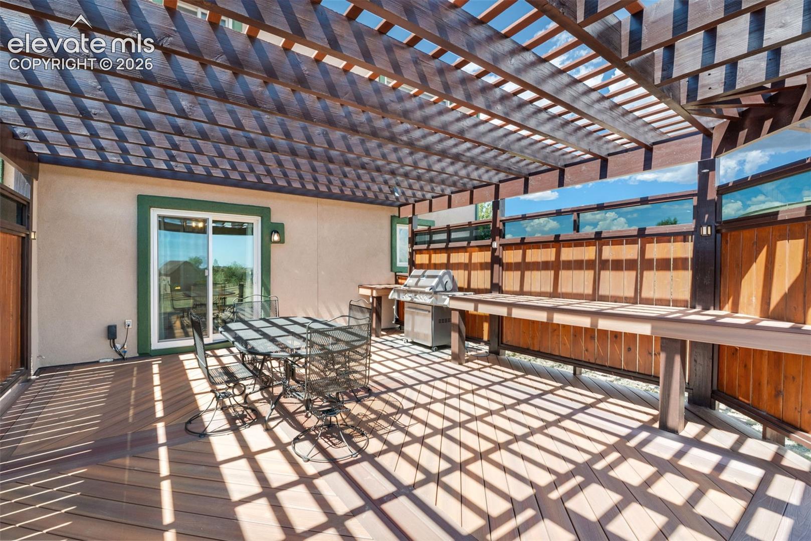 Listing photo 39 for 8965 Theriot Road