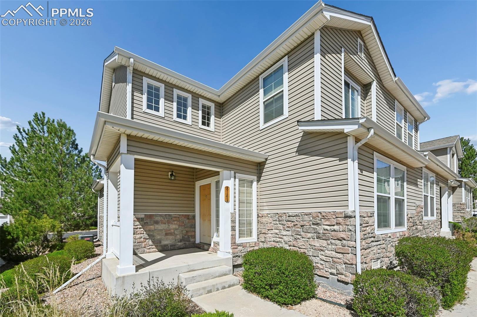 8141 Snow Bowl Heights โ listing photo