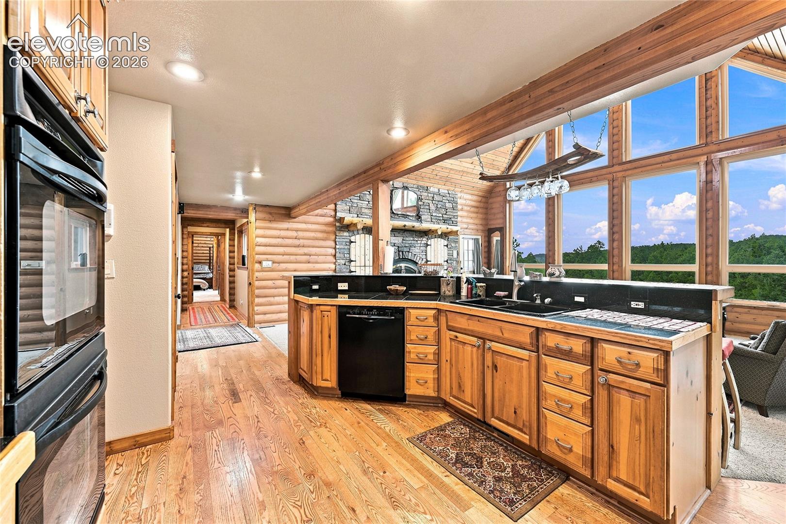 Listing photo 16 for 2130 Arapahoe Street
