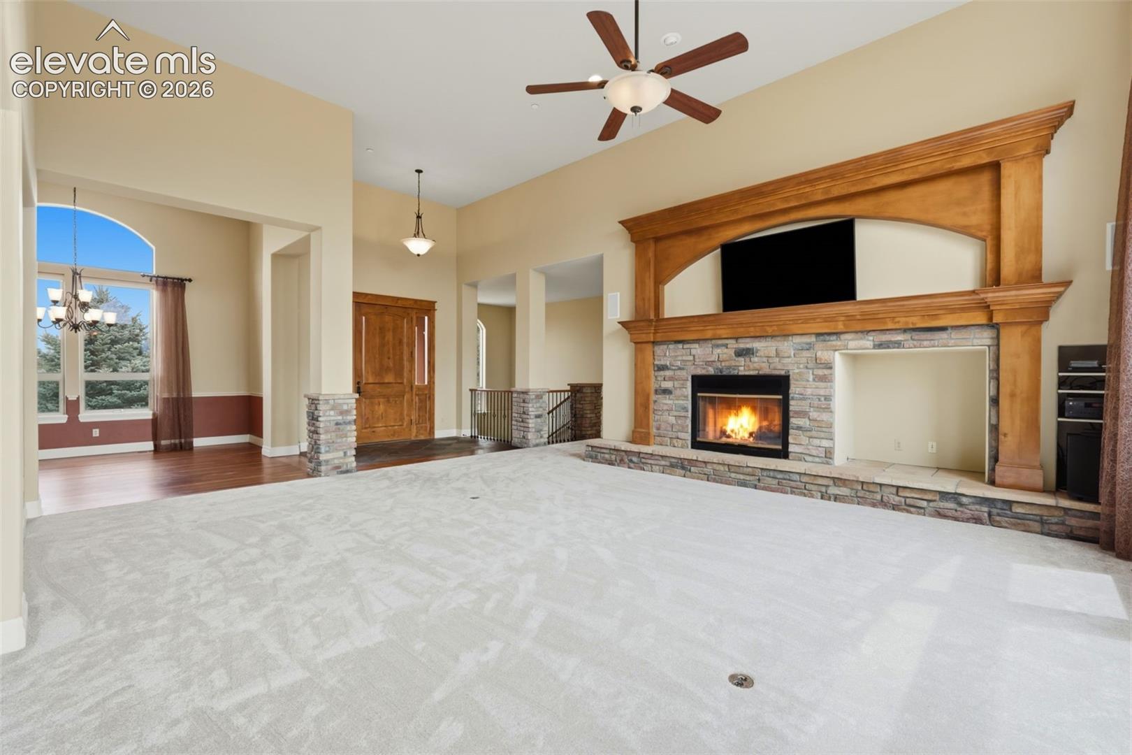 Listing photo 13 for 395 Young Circle