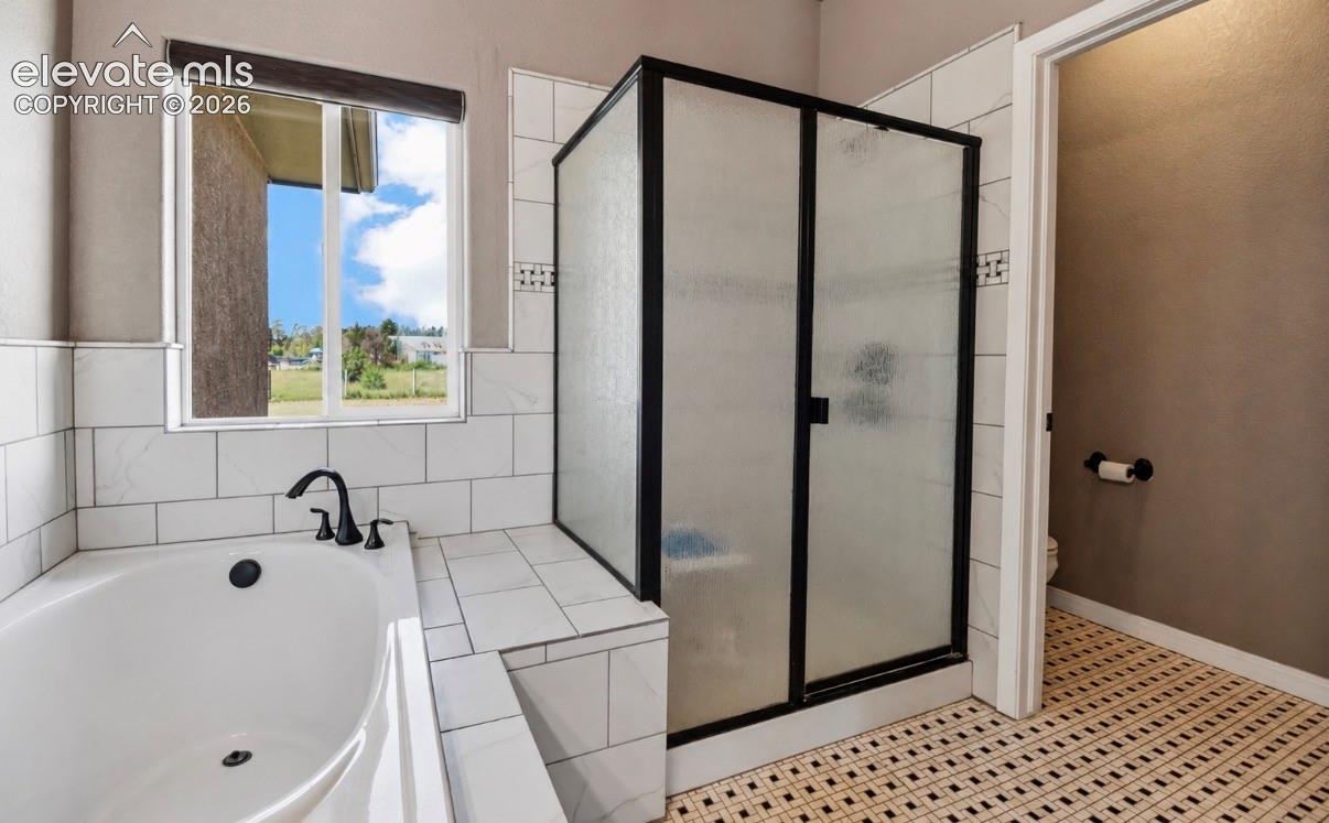 Listing photo 22 for 1615 28th Lane