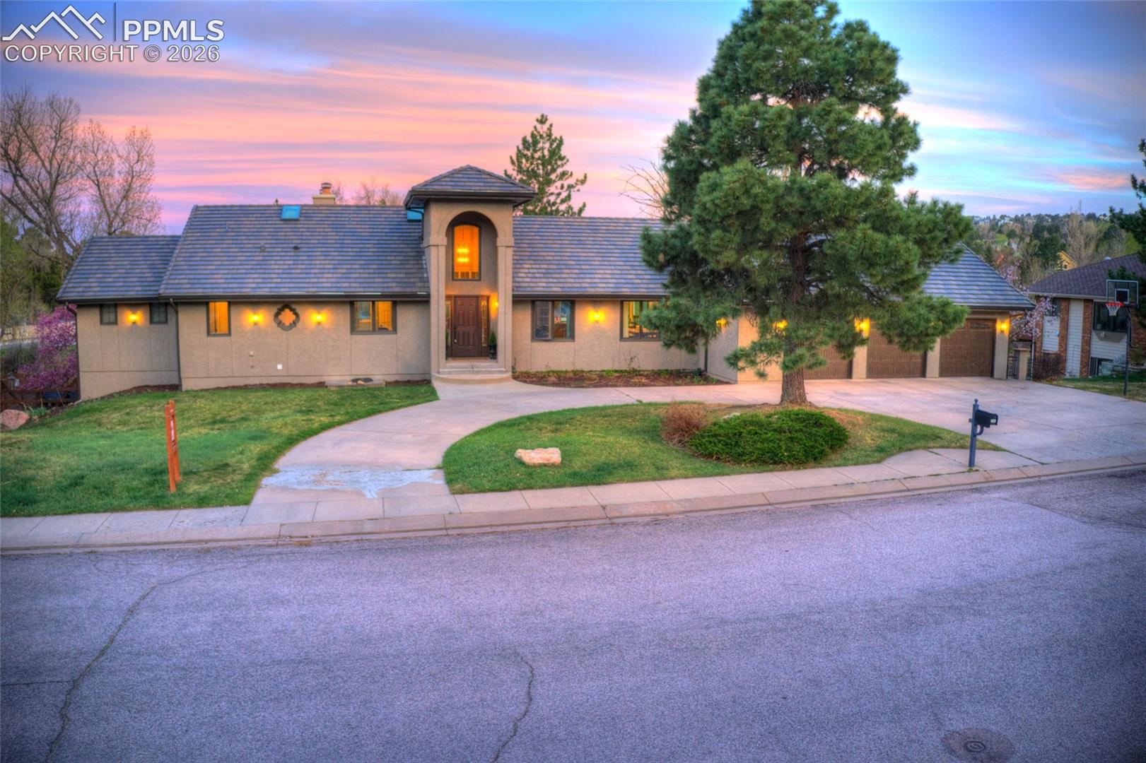 305 Hidden Creek Drive