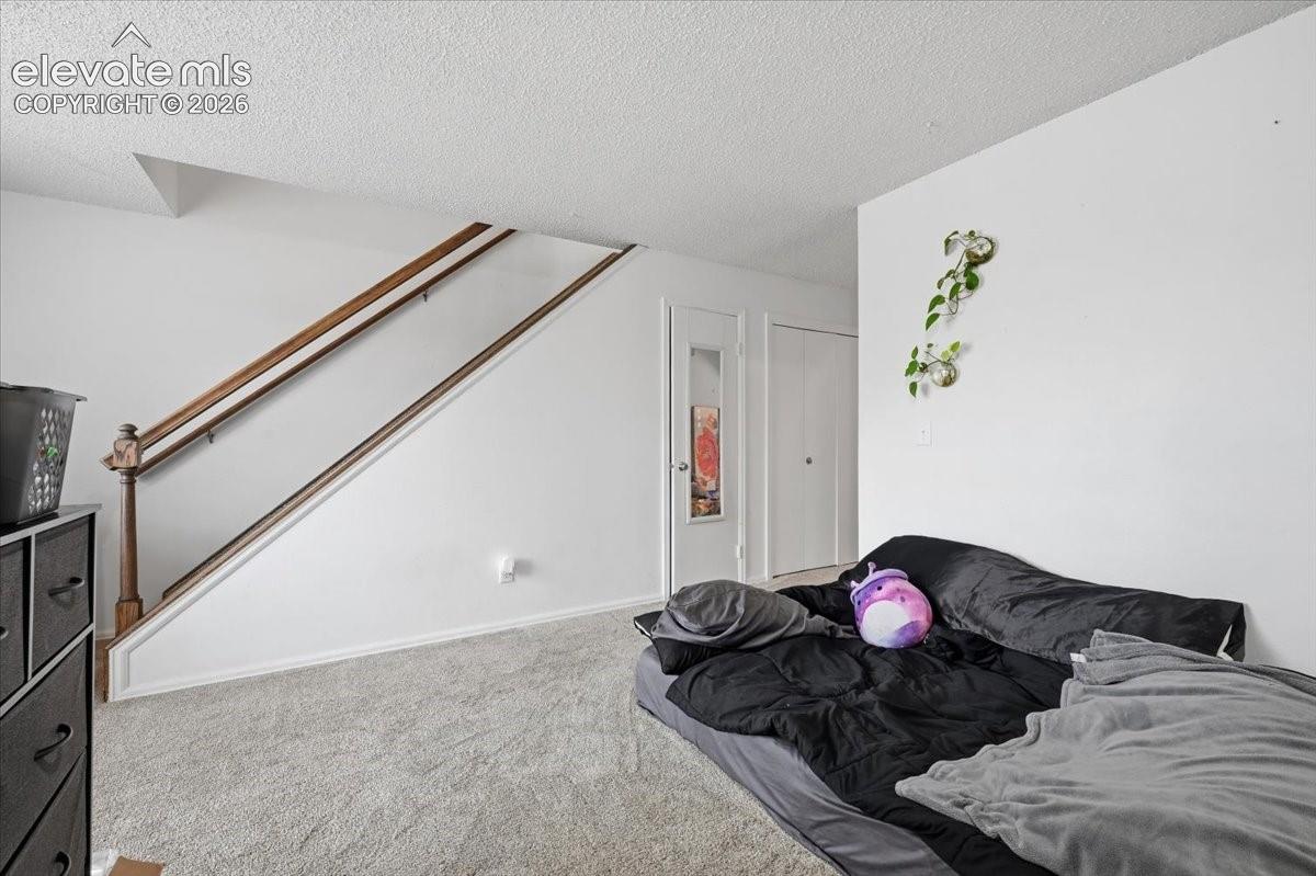 Listing photo 10 for 724-726 Pioneer Lane