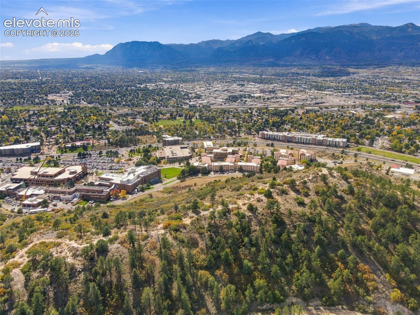 Listing photo 40 for 1070 Applewood Drive