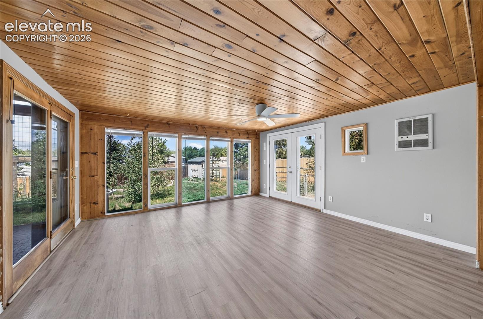 Listing photo 14 for 2236 Vintage Drive
