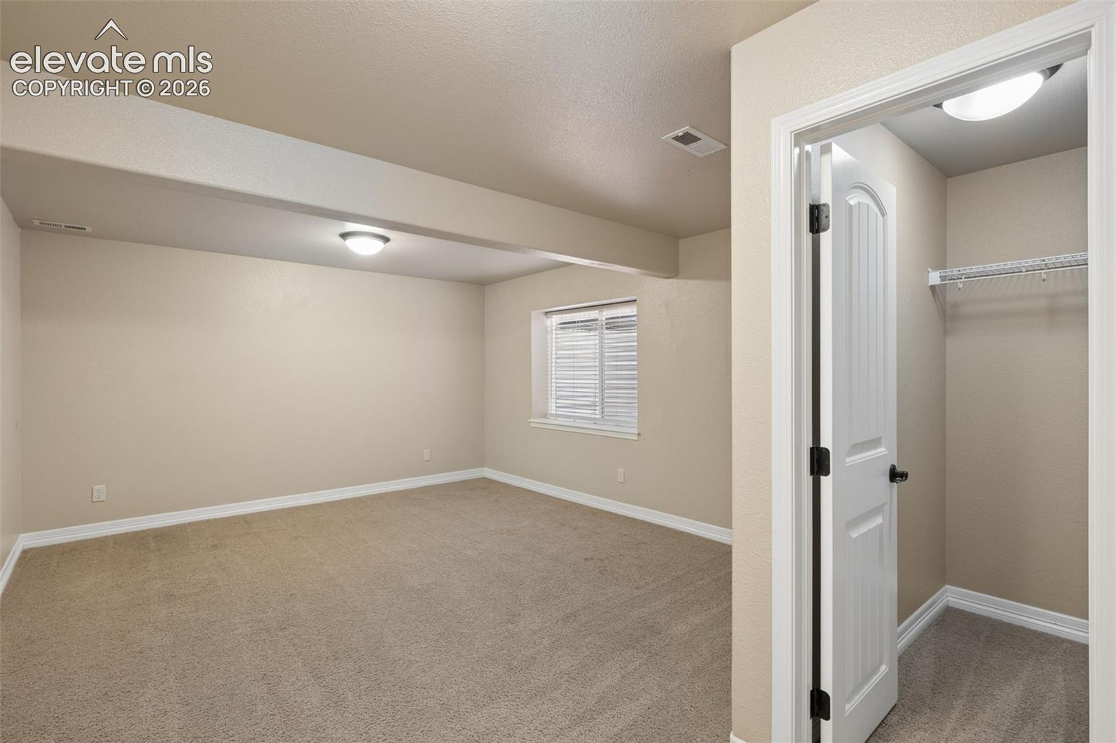 Listing photo 34 for 7966 Mount Hayden Drive