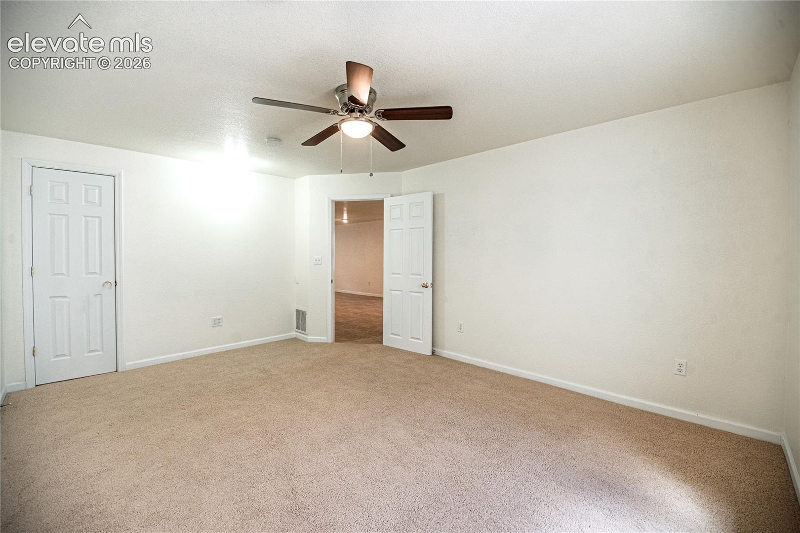 Listing photo 34 for 7119 Lone Eagle Lane